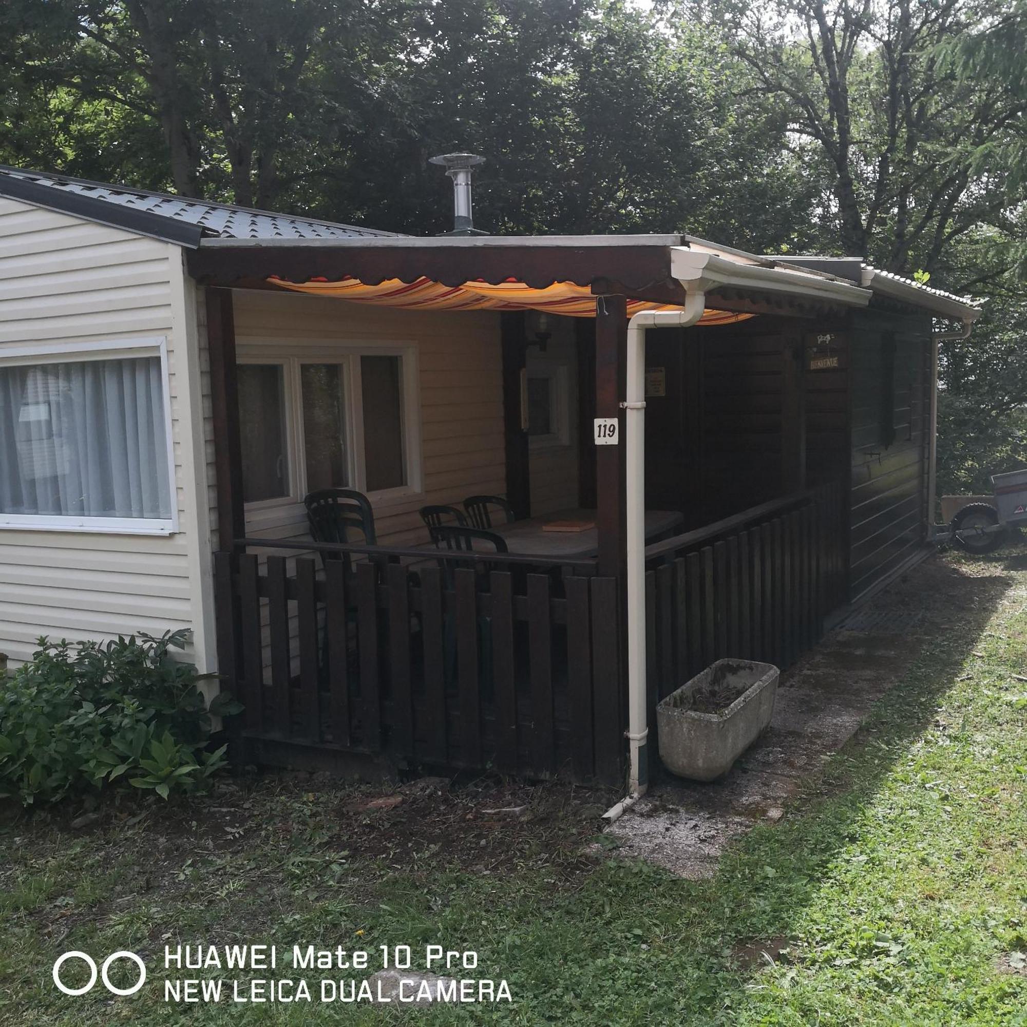 בסה-א-סנט-אנסטאיס Charmant Mobil Home Style Chalet מראה חיצוני תמונה
